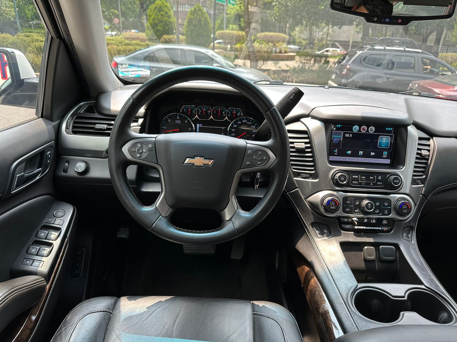 Chevrolet Suburban LT 2015